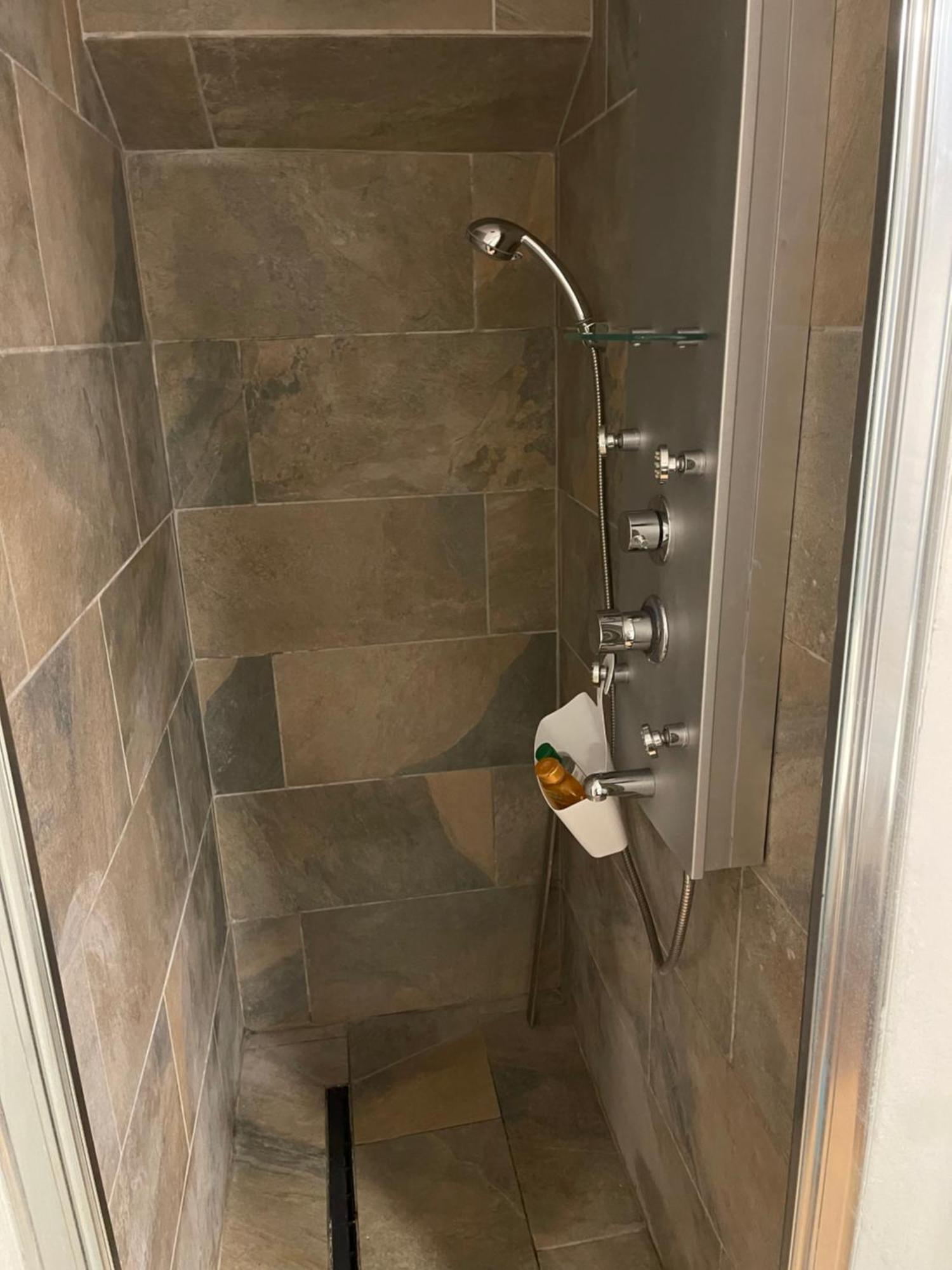 Casa Coliving Avec Chambre Salle De Bain Individuelles Privatives Saint Pierre Exterior foto